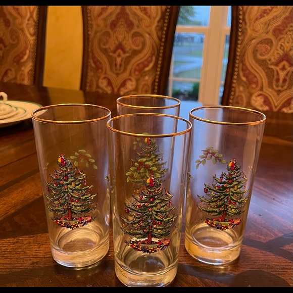 Dinner Glasses - Picture 1 of 3
